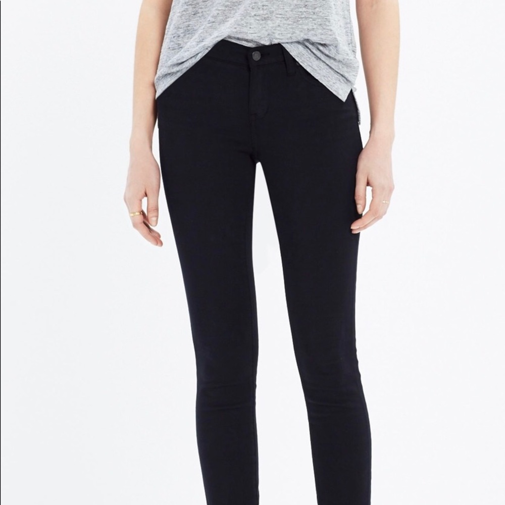Black Madewell skinny high-rise size 25×32. NWOT!